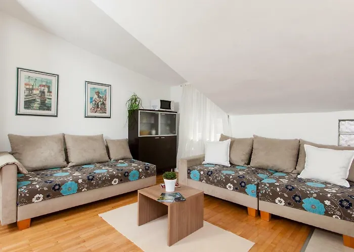 Apartman Downtown Authentic