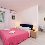 דירה Downtown Authentic ספליט