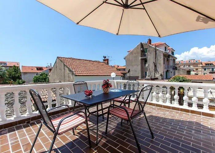 Downtown Authentic Appartement Split